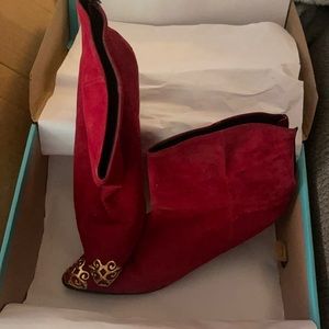 Red boots